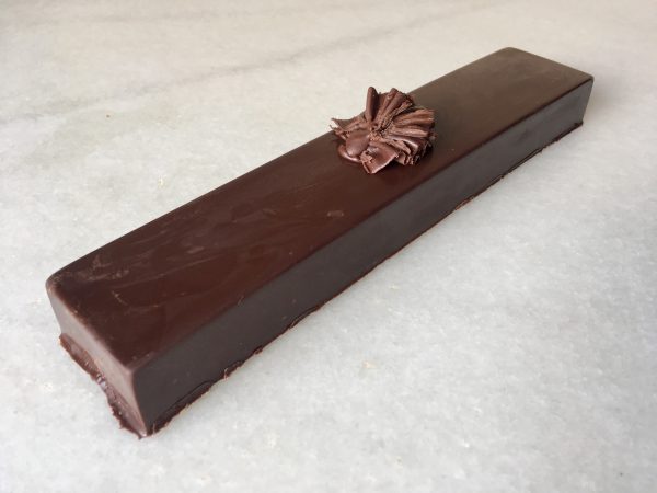 Torró Chocolate Cake